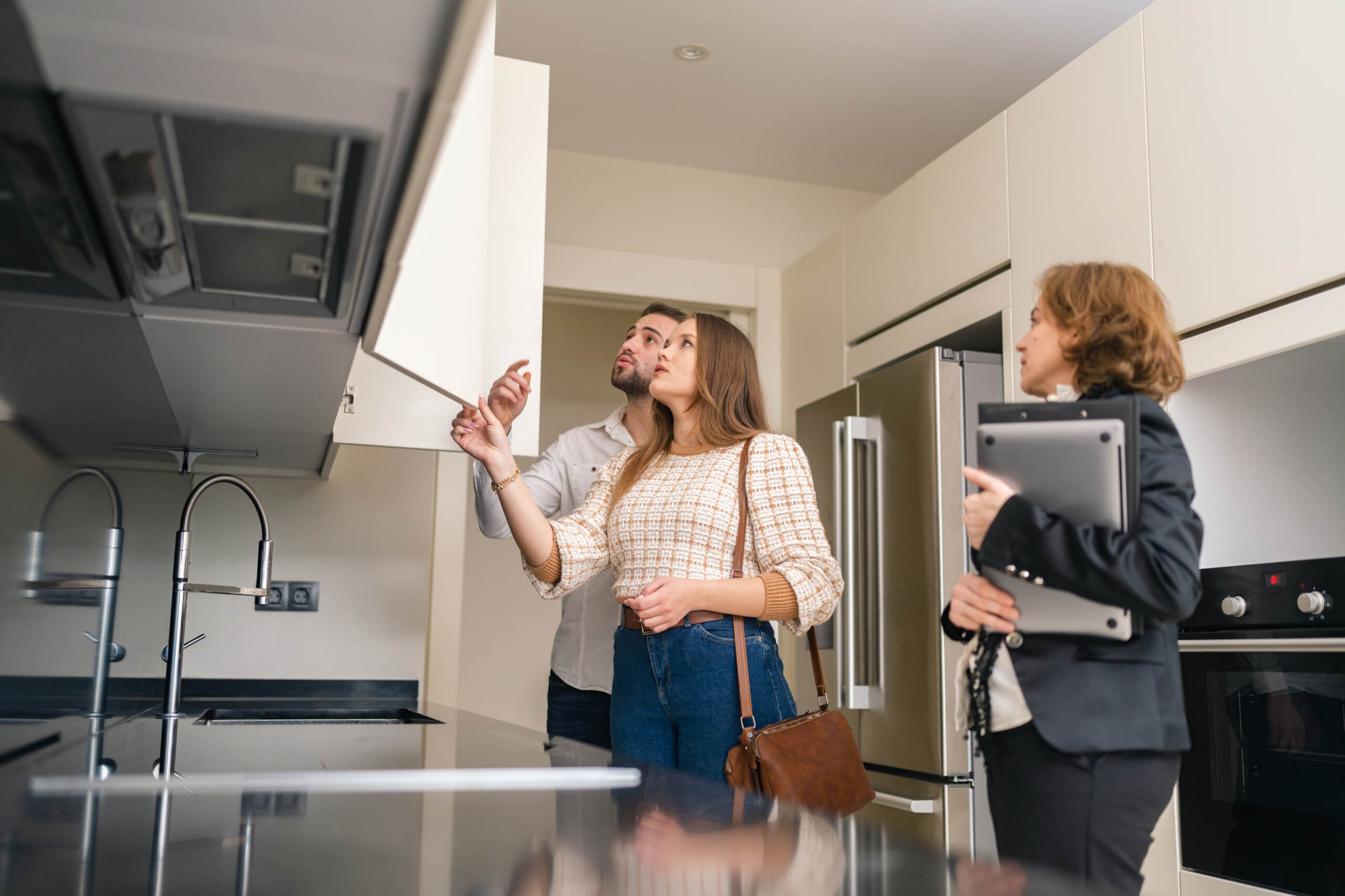 Naples Realtors looking for a quality Builder, builders that work with realtors, Naples realtors and remodelers, Naples Realtors and Remodeling partners